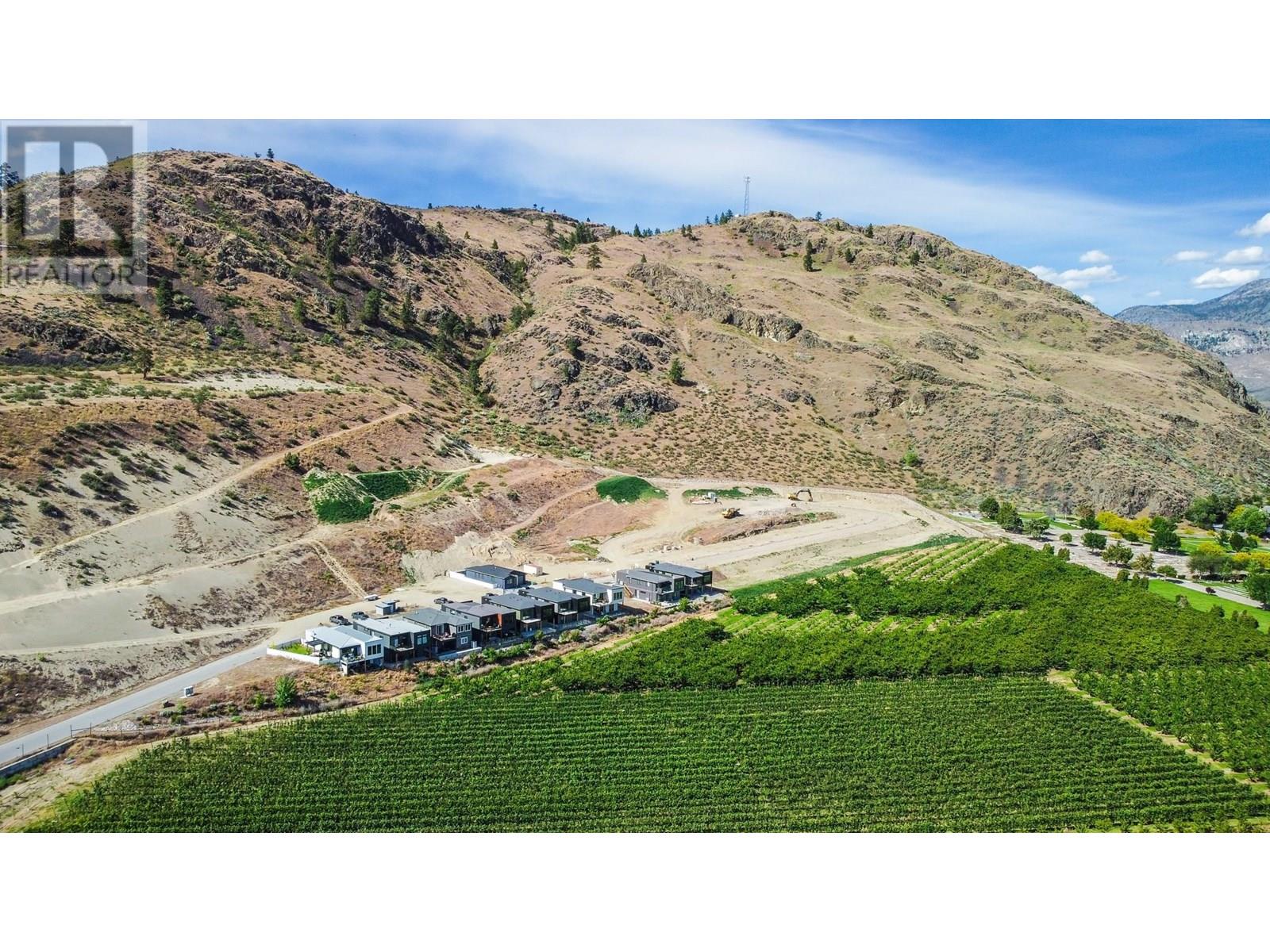 1210 Copper Road, Oliver
