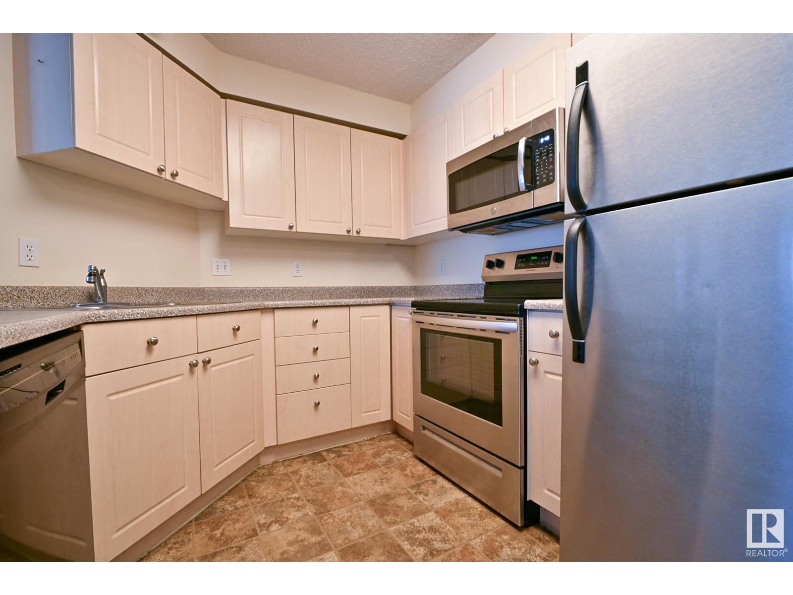 Single Family House for Sale in #   ST NW Edmonton 