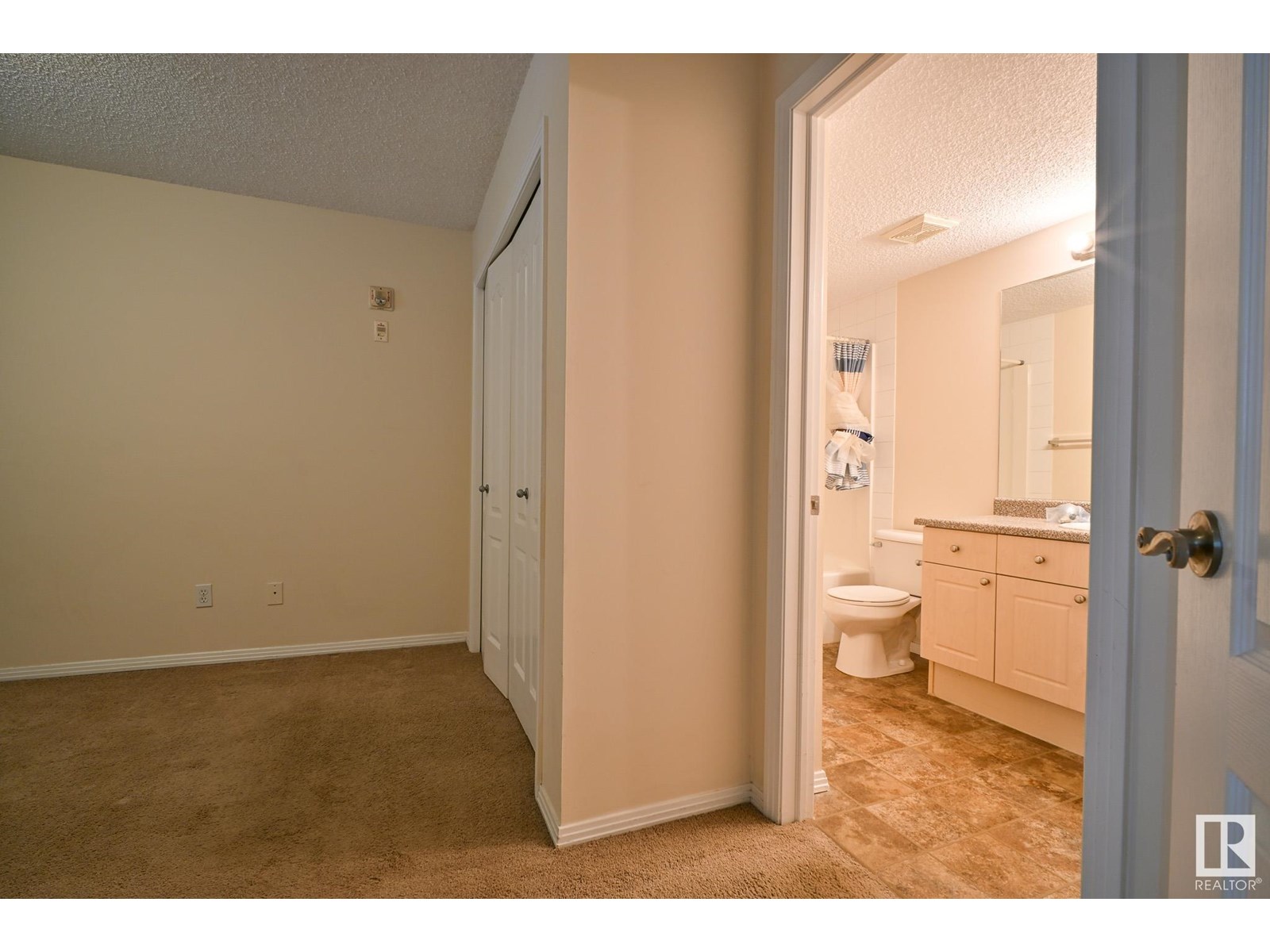 Single Family House for Sale in #   ST NW Edmonton 