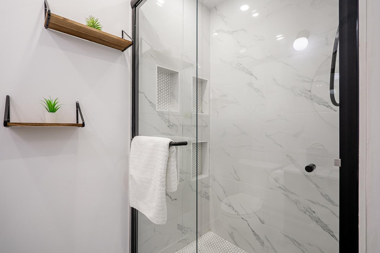 Photo 14 of 3770 Latimer Street, Abbotsford BC