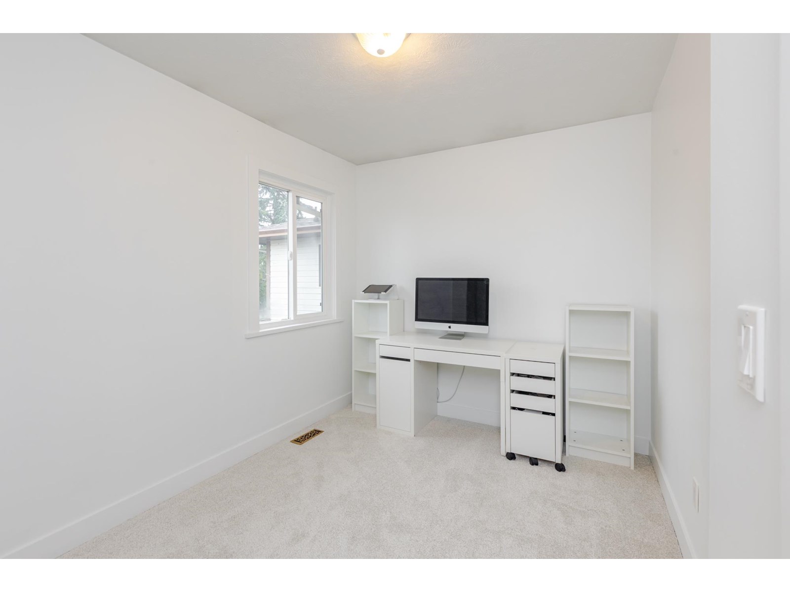 Photo 30 of 2389 Wakefield Drive, Langley BC