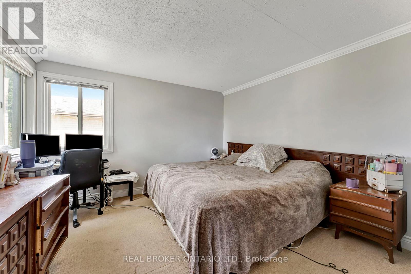 Photo 22 of 433 Duvernay Drive, Ottawa ON