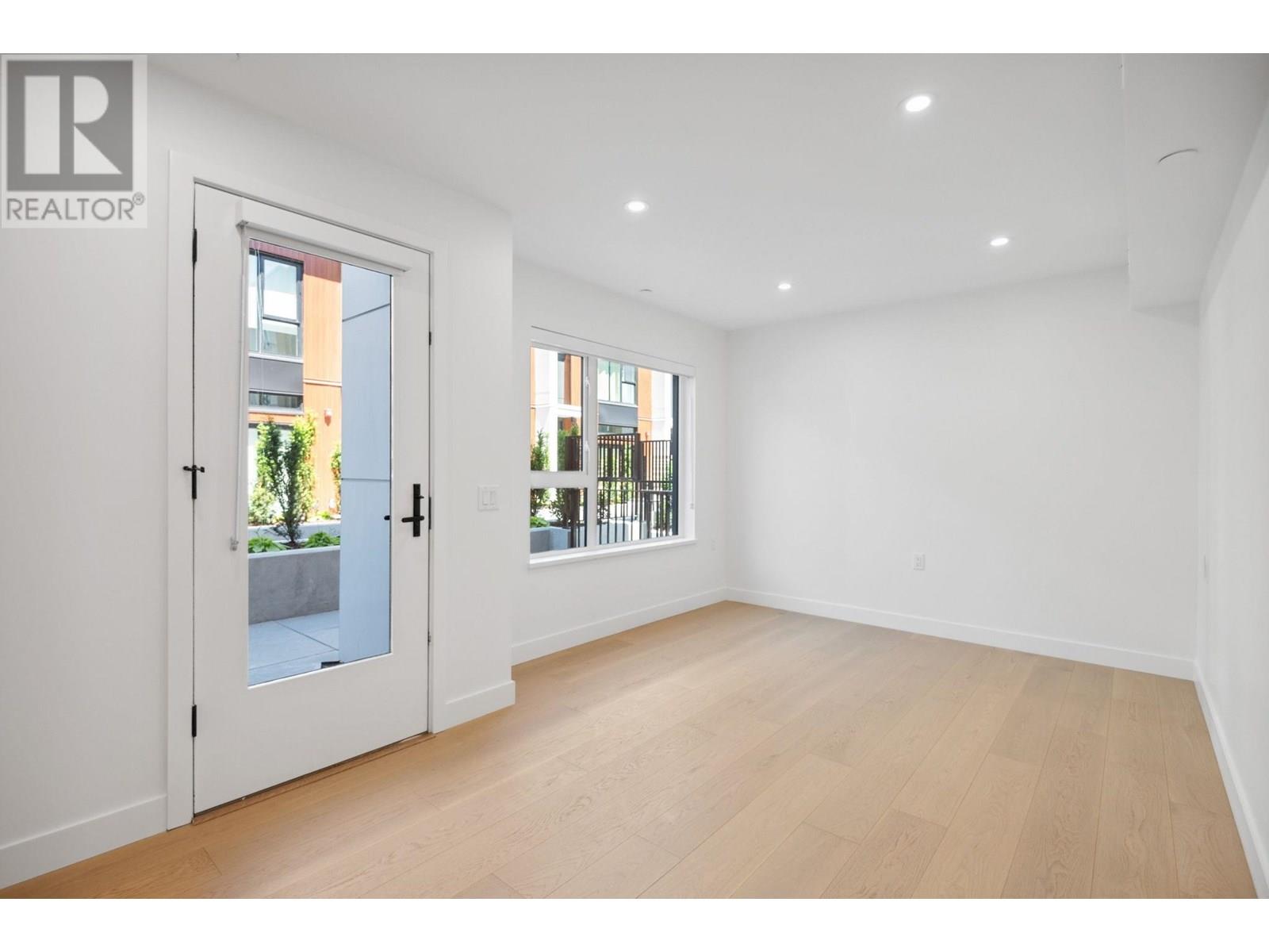 Photo 10 of 112 715 W 49th Avenue, Vancouver BC