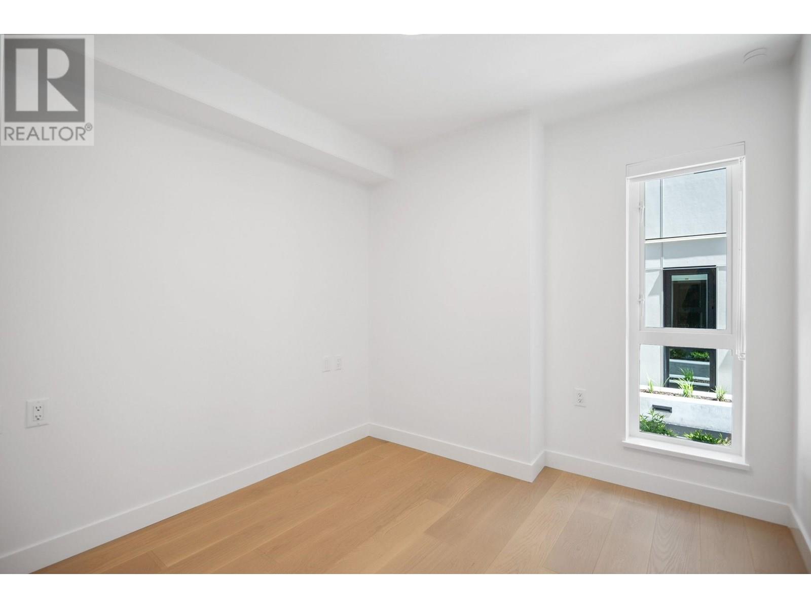 Photo 1 of 112 715 W 49th Avenue, Vancouver BC