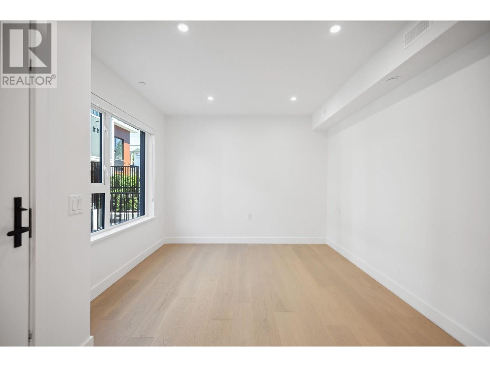 Photo 21 of 112 715 W 49th Avenue, Vancouver BC