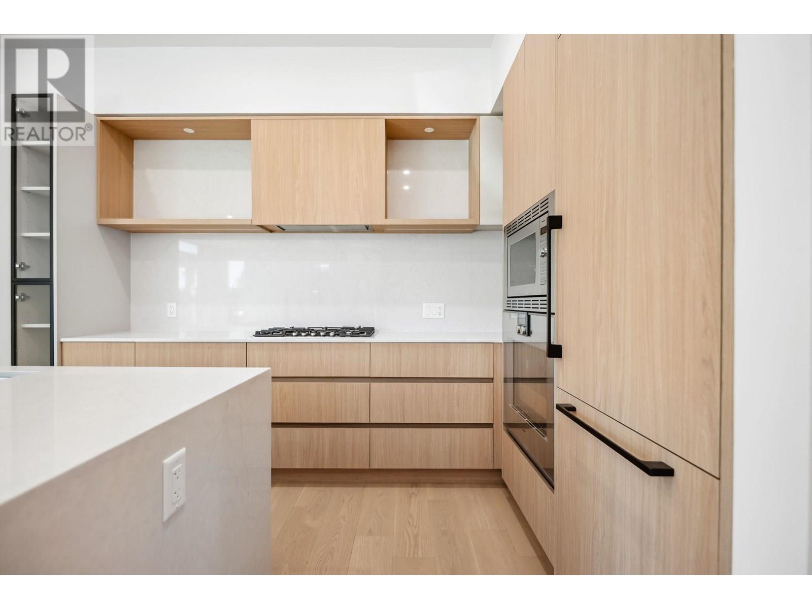 Photo 13 of 112 715 W 49th Avenue, Vancouver BC