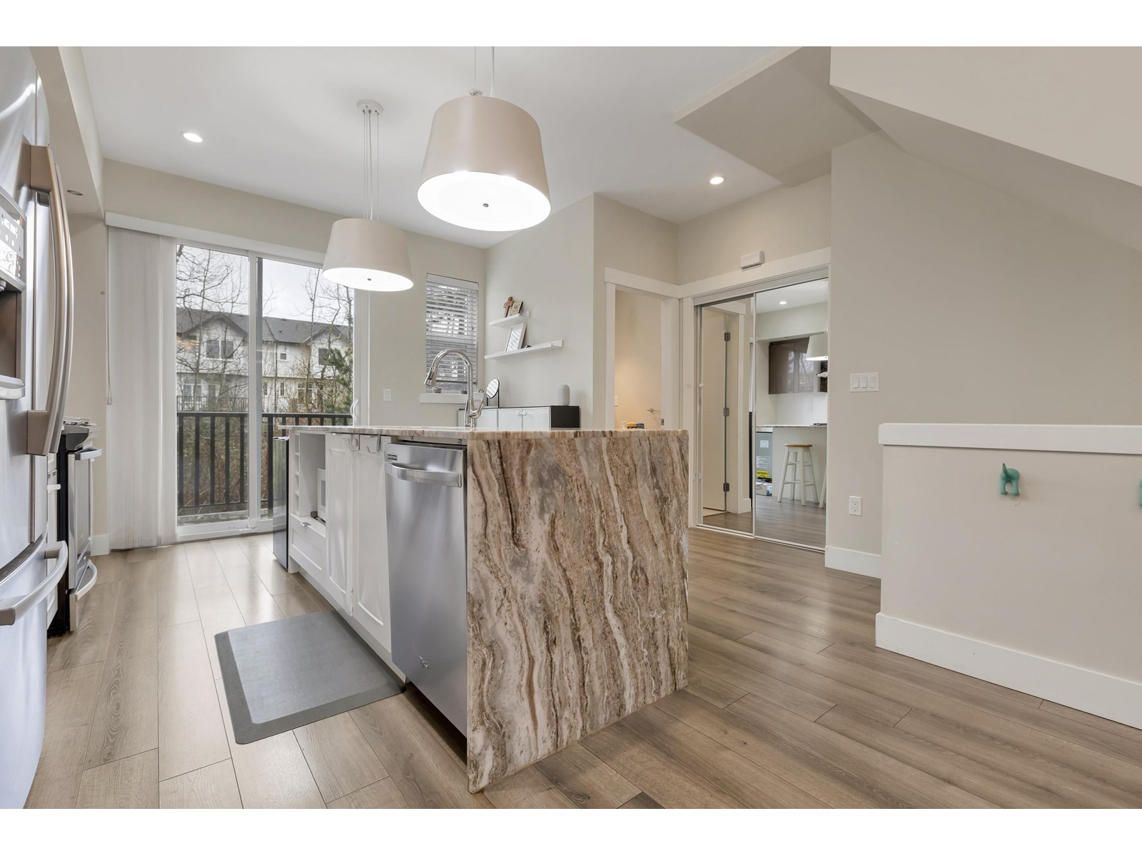 Photo 11 of 33 20852 77 A Avenue, Langley BC