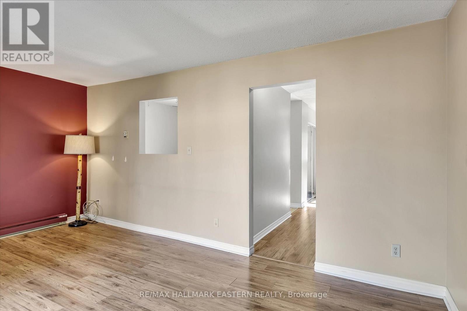Photo 42 of 67 996 Sydenham Road, Peterborough South ON