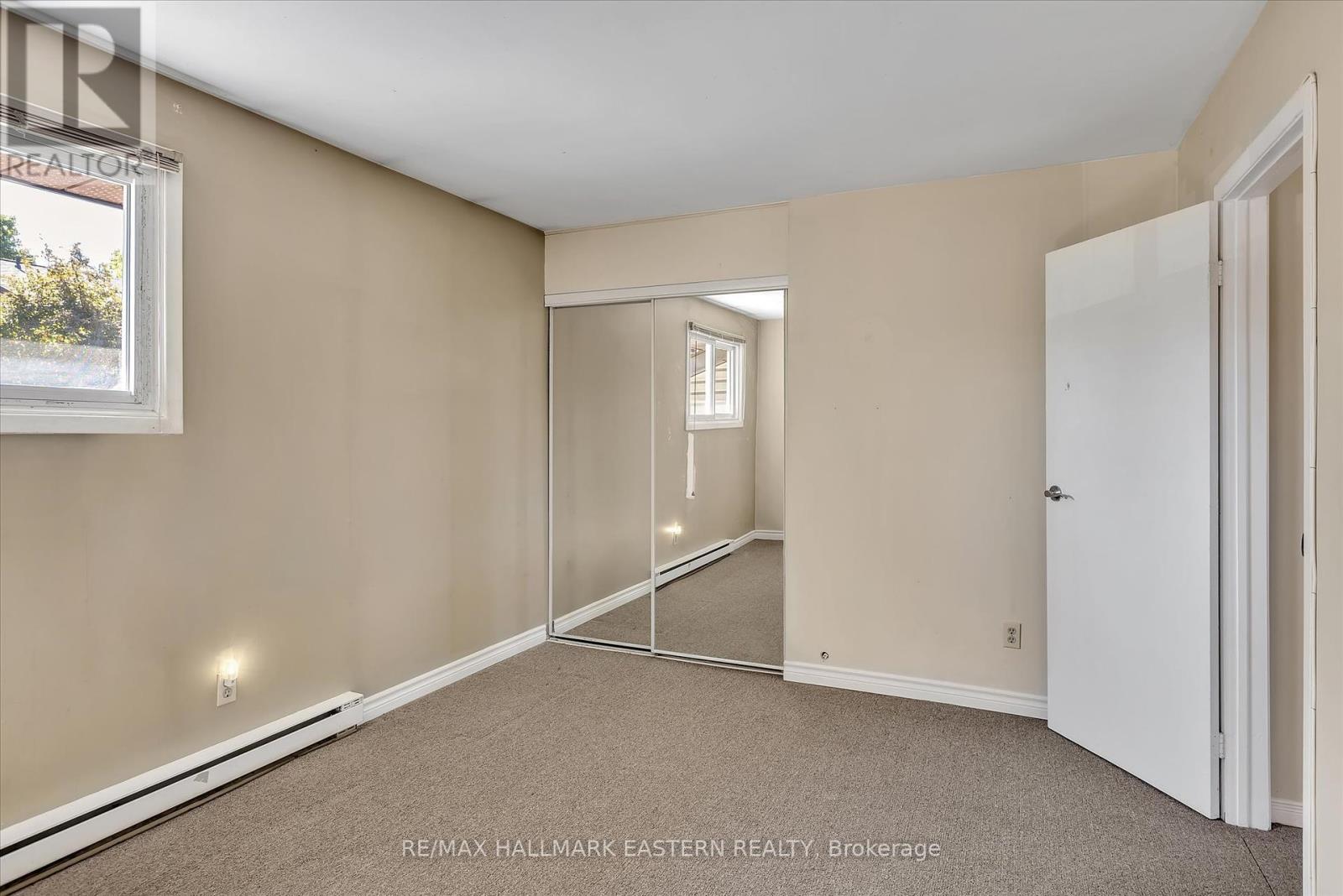 Photo 5 of 67 996 Sydenham Road, Peterborough South ON