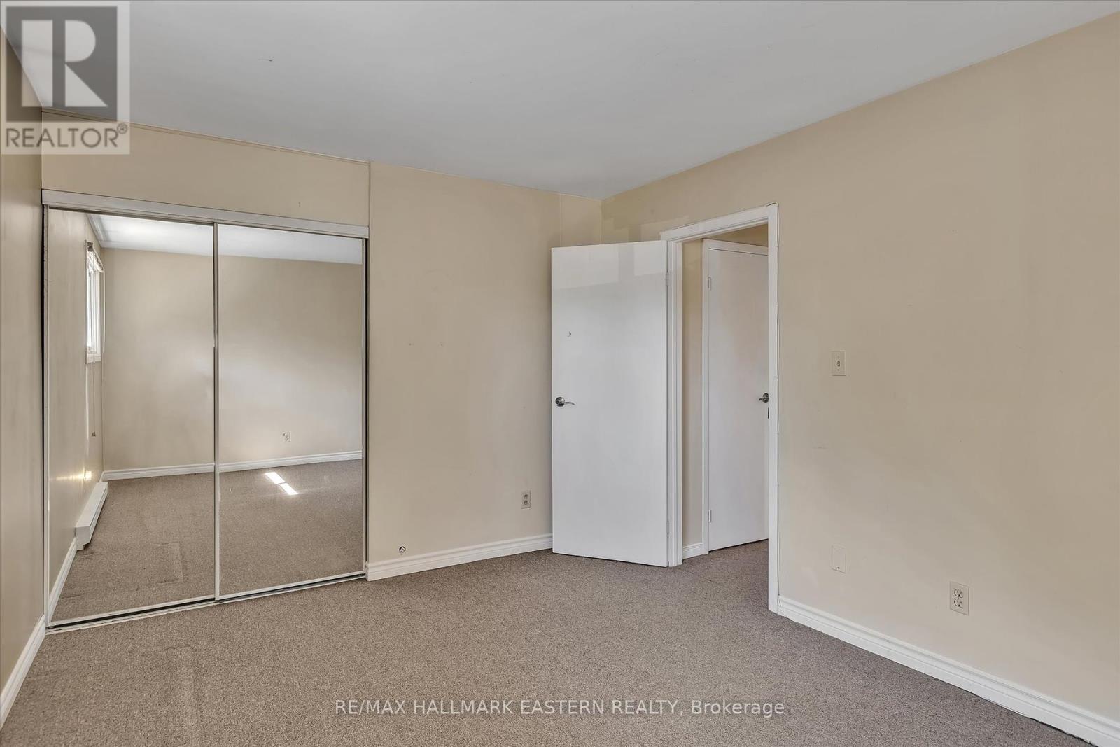 Photo 29 of 67 996 Sydenham Road, Peterborough South ON