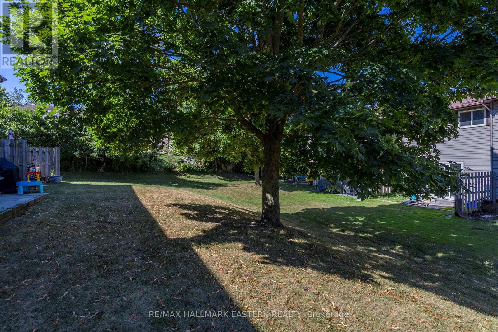Photo 3 of 67 996 Sydenham Road, Peterborough South ON