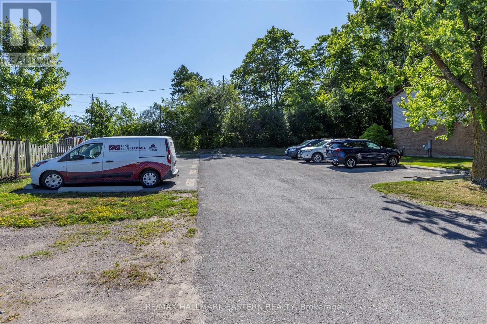 Photo 7 of 67 996 Sydenham Road, Peterborough South ON