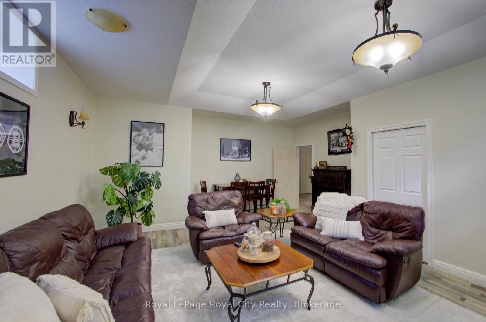 Photo 27 of 830 Scotland Street, Centre Wellington ON
