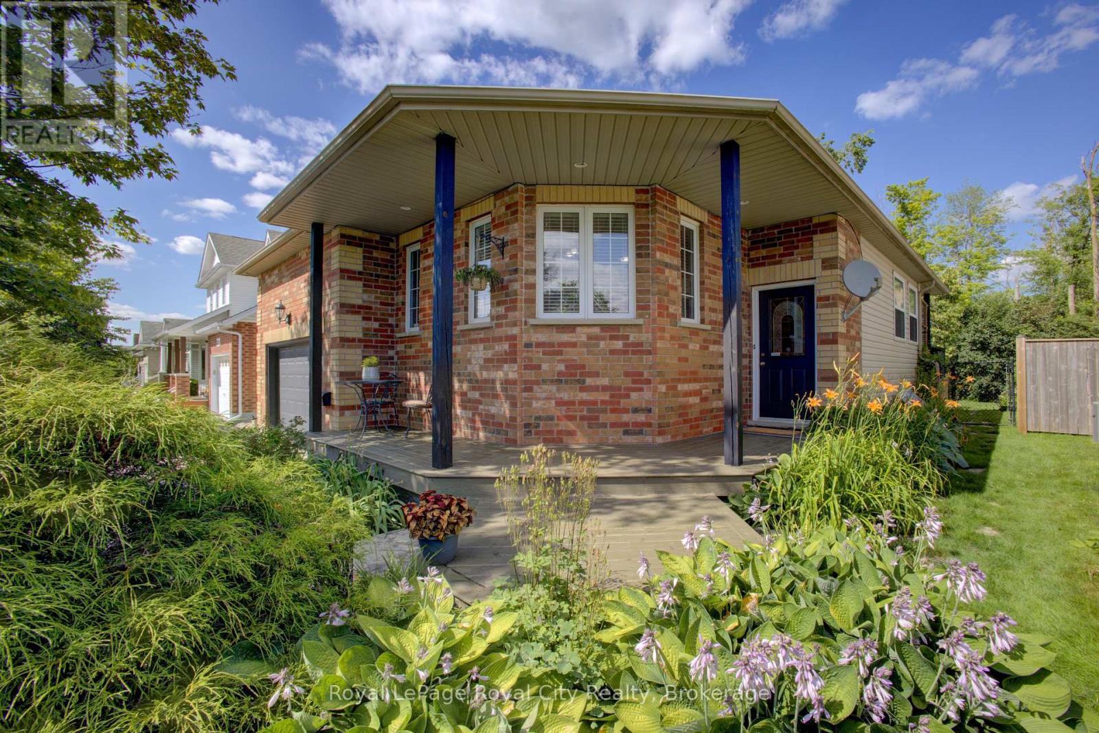 Photo 3 of 830 Scotland Street, Centre Wellington ON