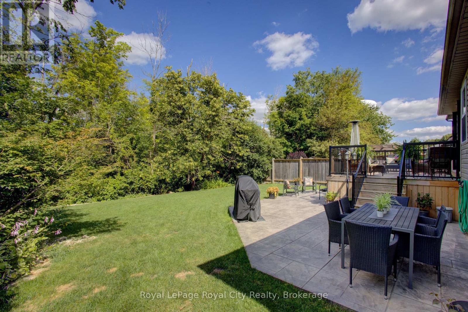 Photo 35 of 830 Scotland Street, Centre Wellington ON