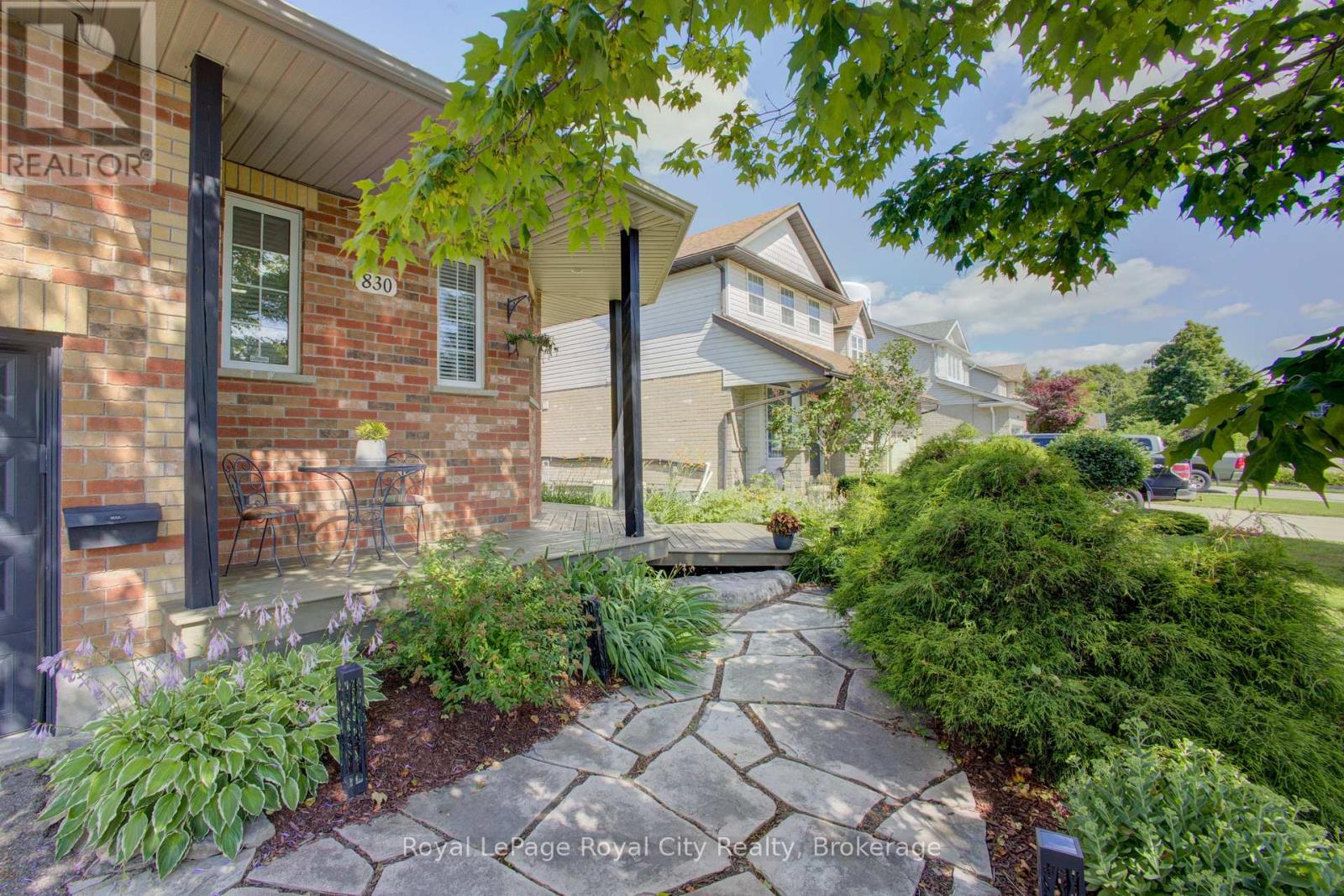 Photo 4 of 830 Scotland Street, Centre Wellington ON
