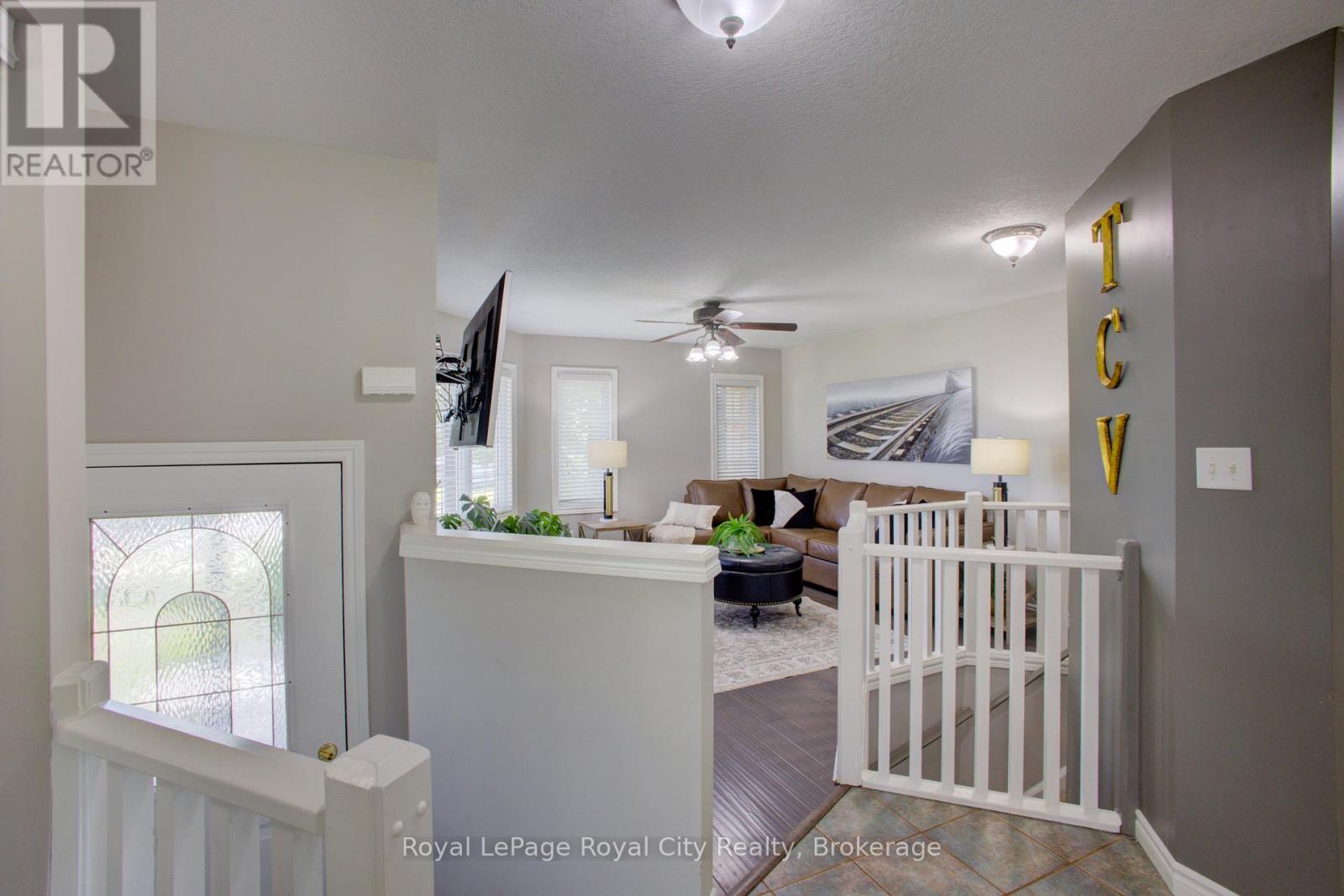 Photo 9 of 830 Scotland Street, Centre Wellington ON