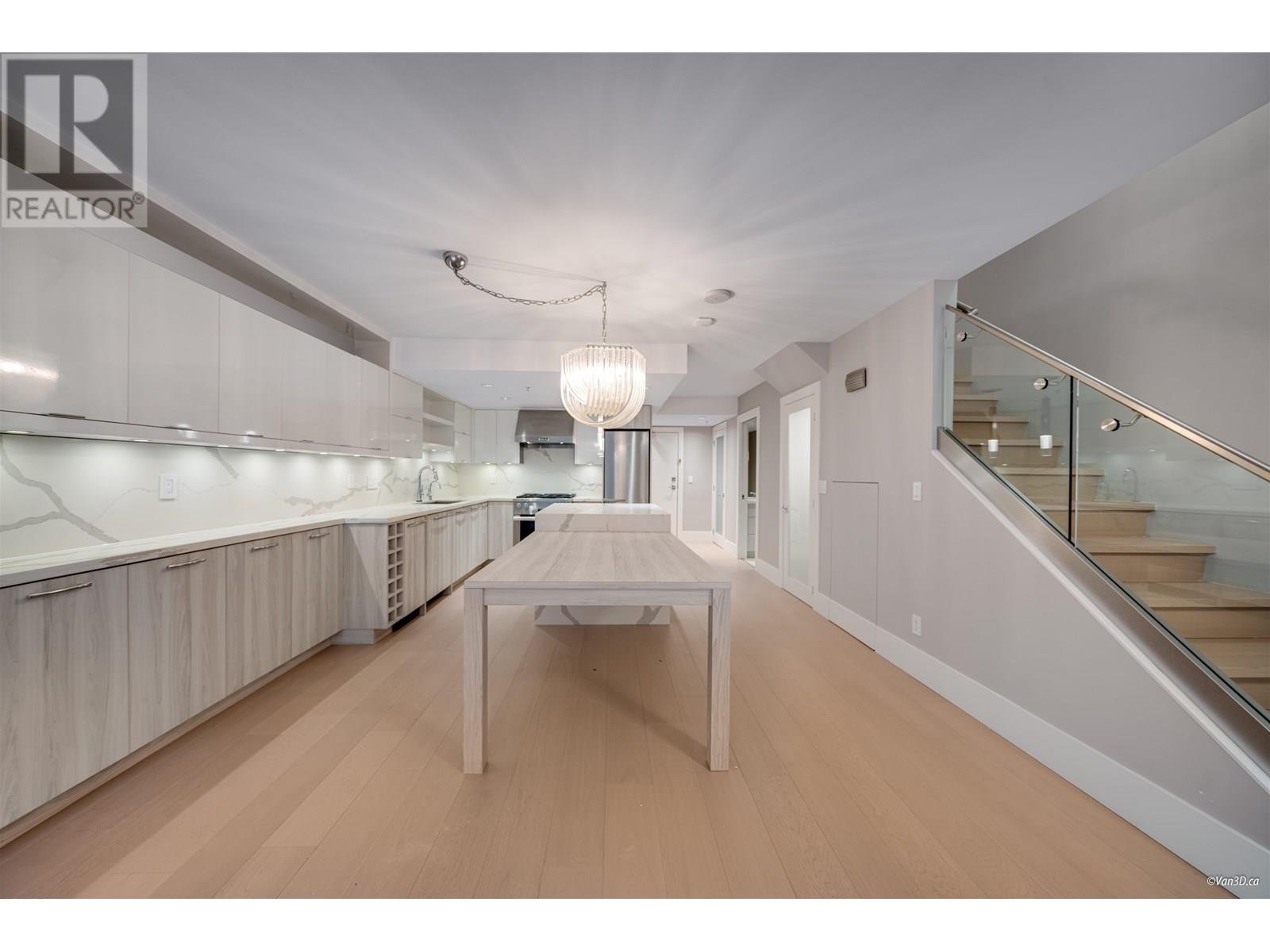 Photo 7 of 101 1133 Homer Street, Vancouver BC