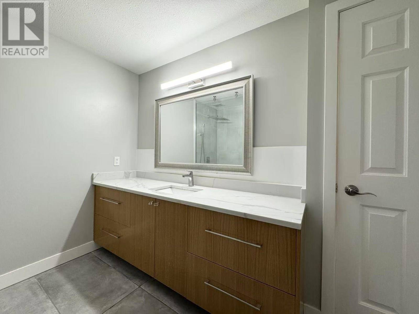 Photo 14 of 103 2733 Atlin Place, Coquitlam BC