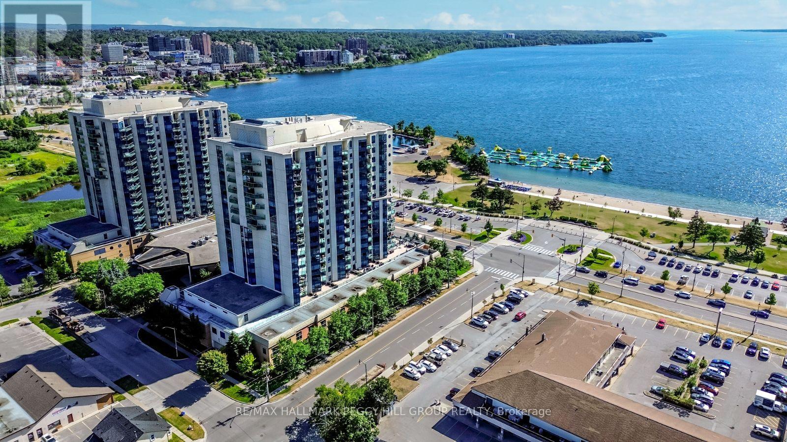 Photo 3 of 6 Victoria Street, Barrie ON