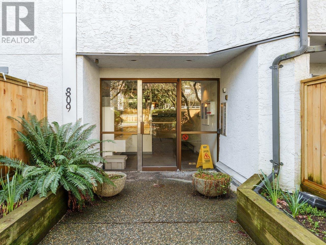 Photo 23 of 310 809 W 16th Street, North Vancouver BC