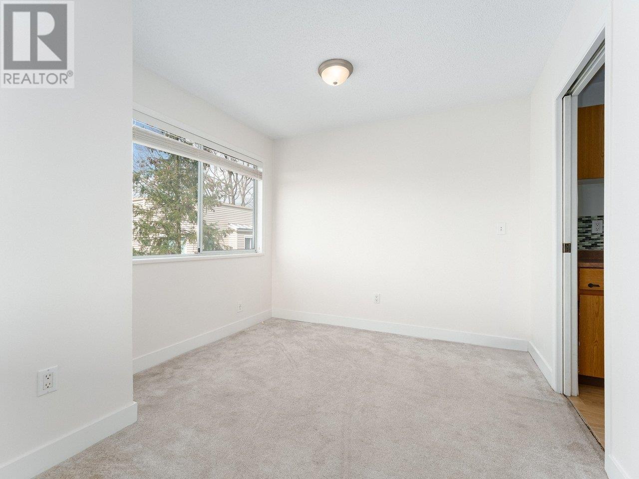 Photo 12 of 310 809 W 16th Street, North Vancouver BC