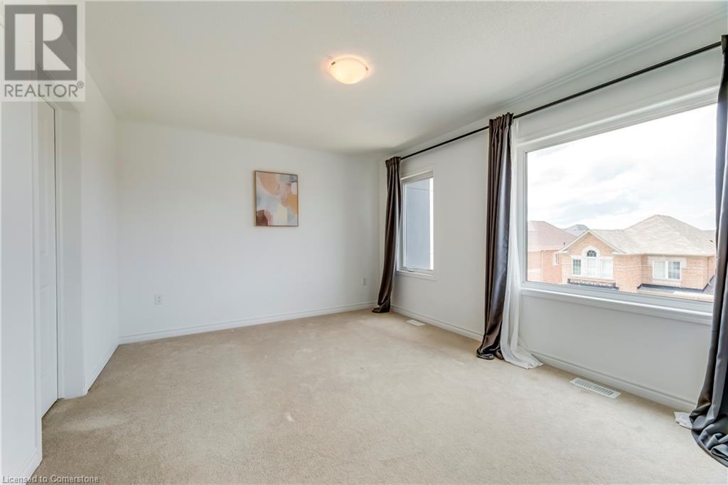 Photo 17 of 82 Huguenot Road, Oakville ON