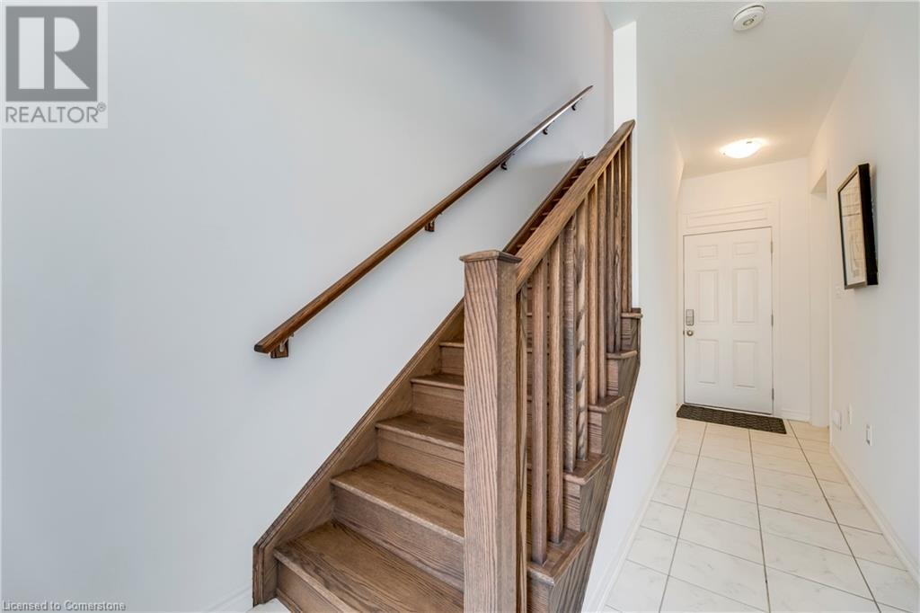 Photo 9 of 82 Huguenot Road, Oakville ON