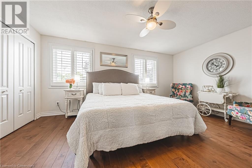 Photo 29 of 2 Antoinette Court, Hamilton ON