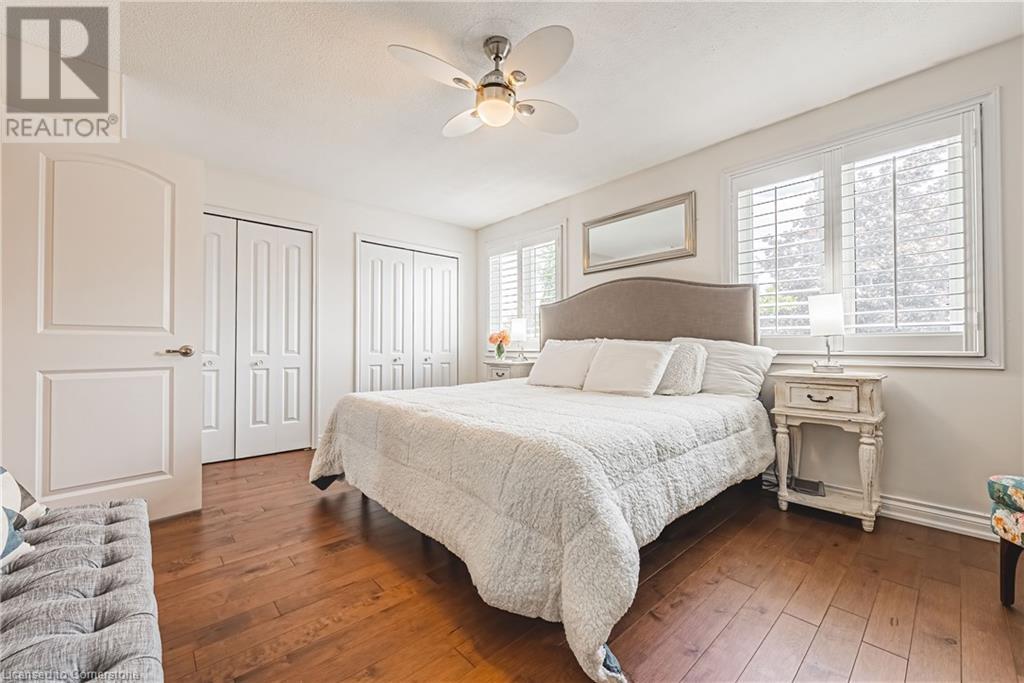 Photo 31 of 2 Antoinette Court, Hamilton ON