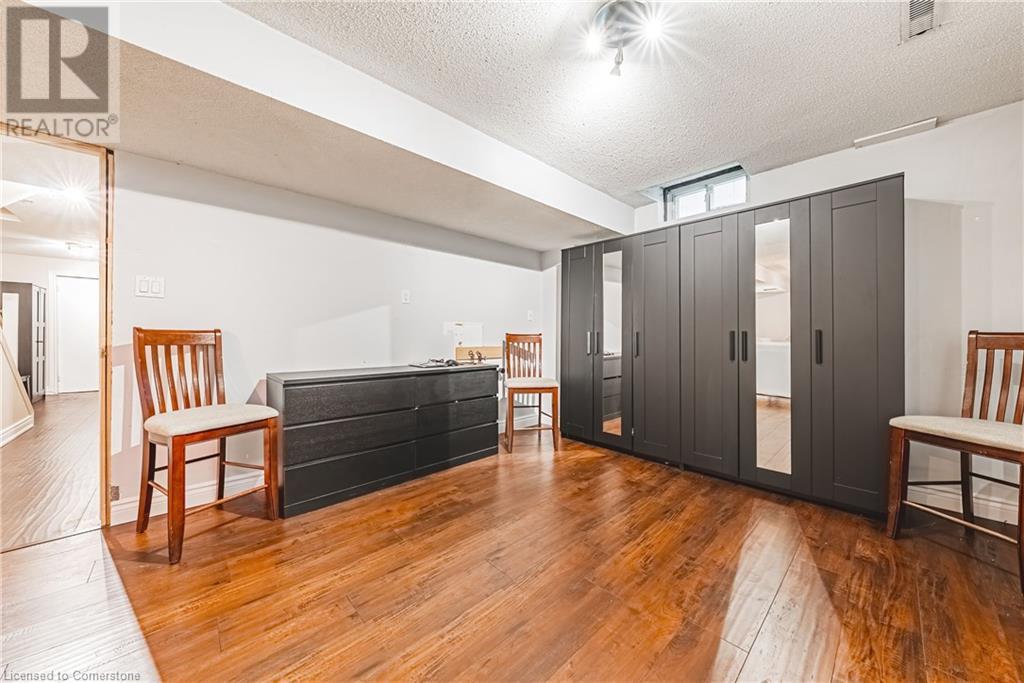 Photo 42 of 2 Antoinette Court, Hamilton ON