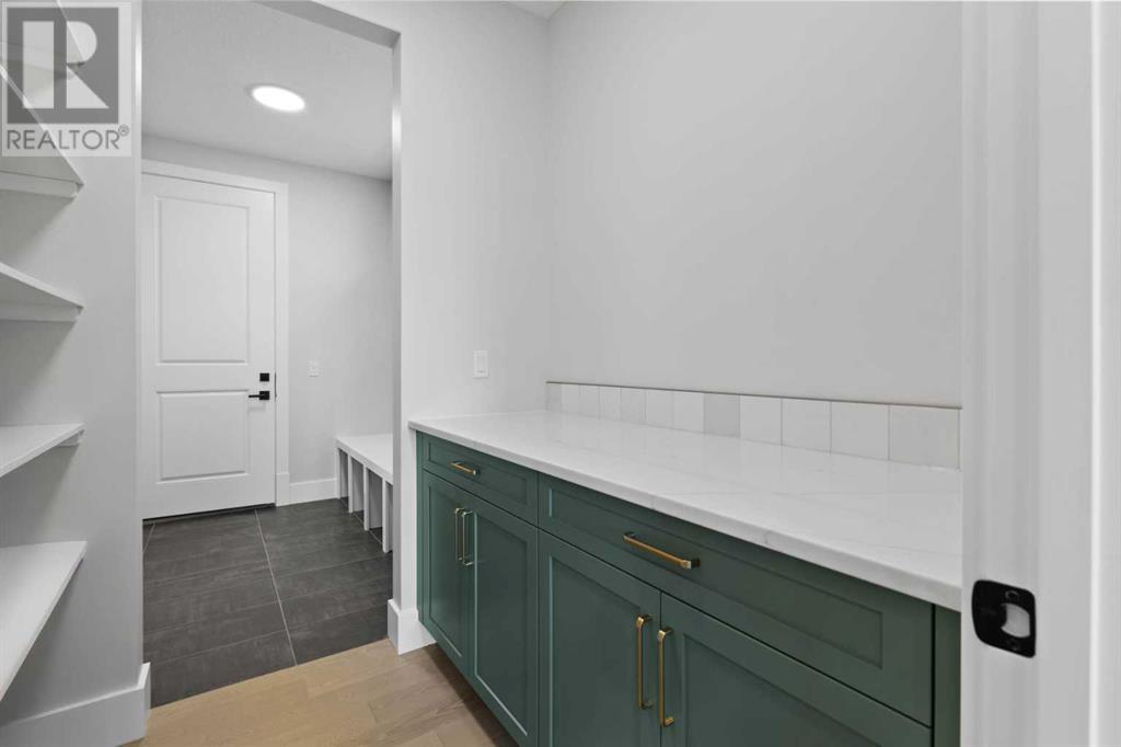Photo 32 of 205 Creekstone Hill Sw, Calgary AB