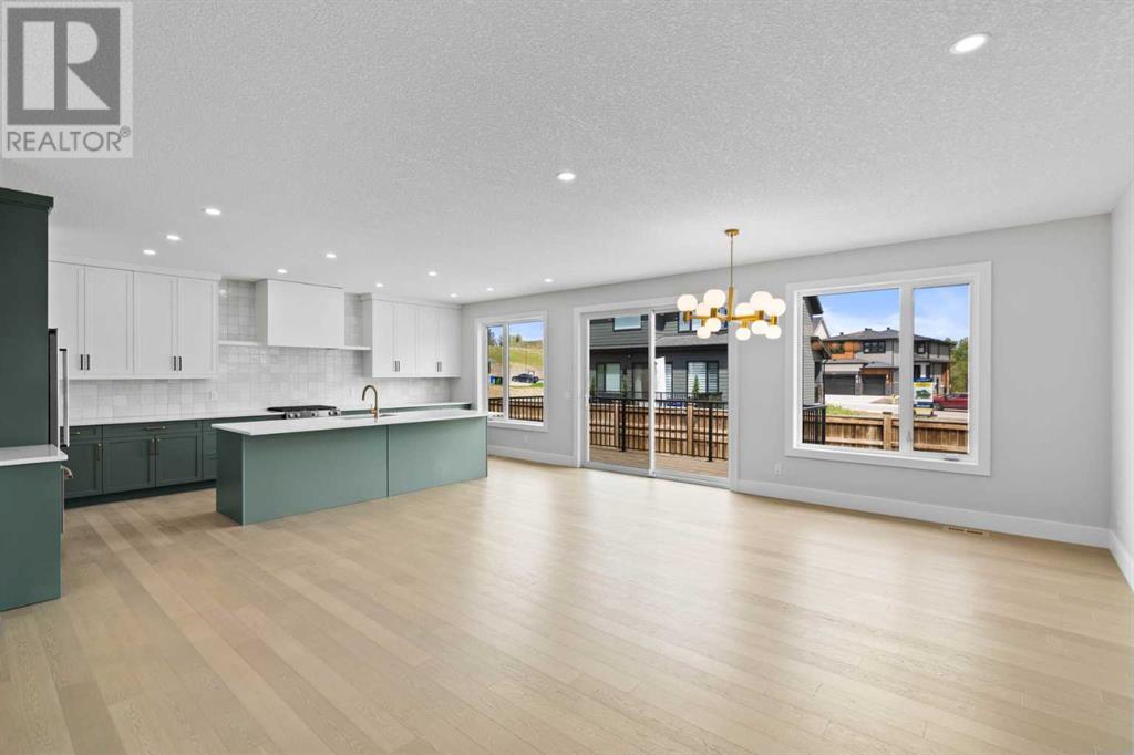 Photo 30 of 205 Creekstone Hill Sw, Calgary AB