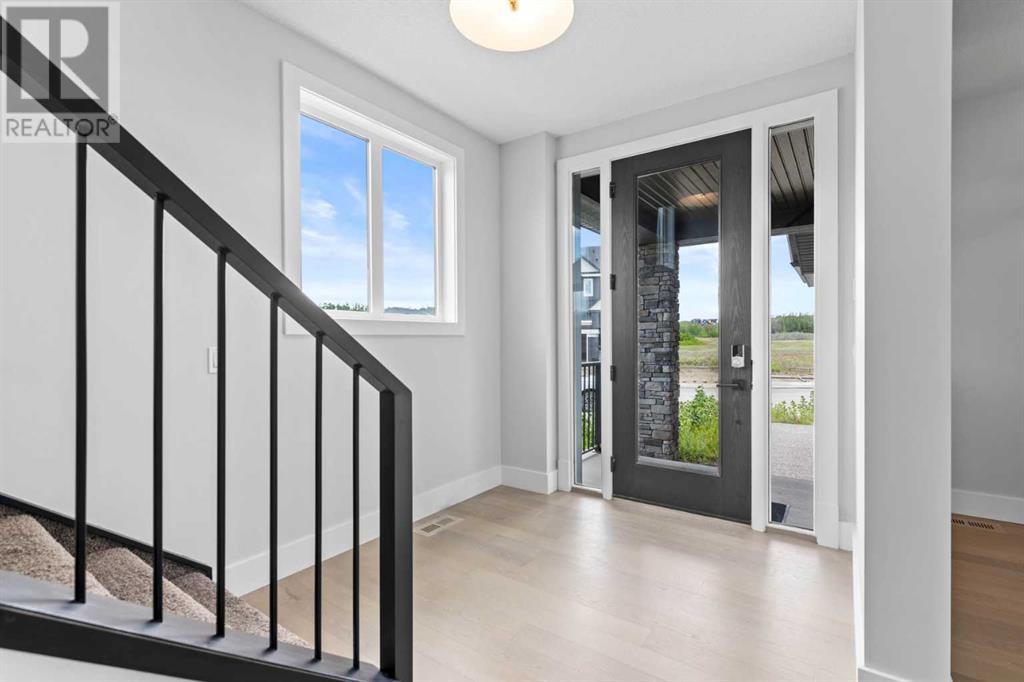 Photo 1 of 205 Creekstone Hill Sw, Calgary AB