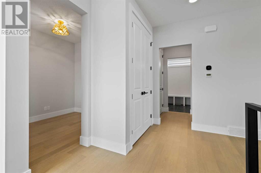 Photo 35 of 205 Creekstone Hill Sw, Calgary AB