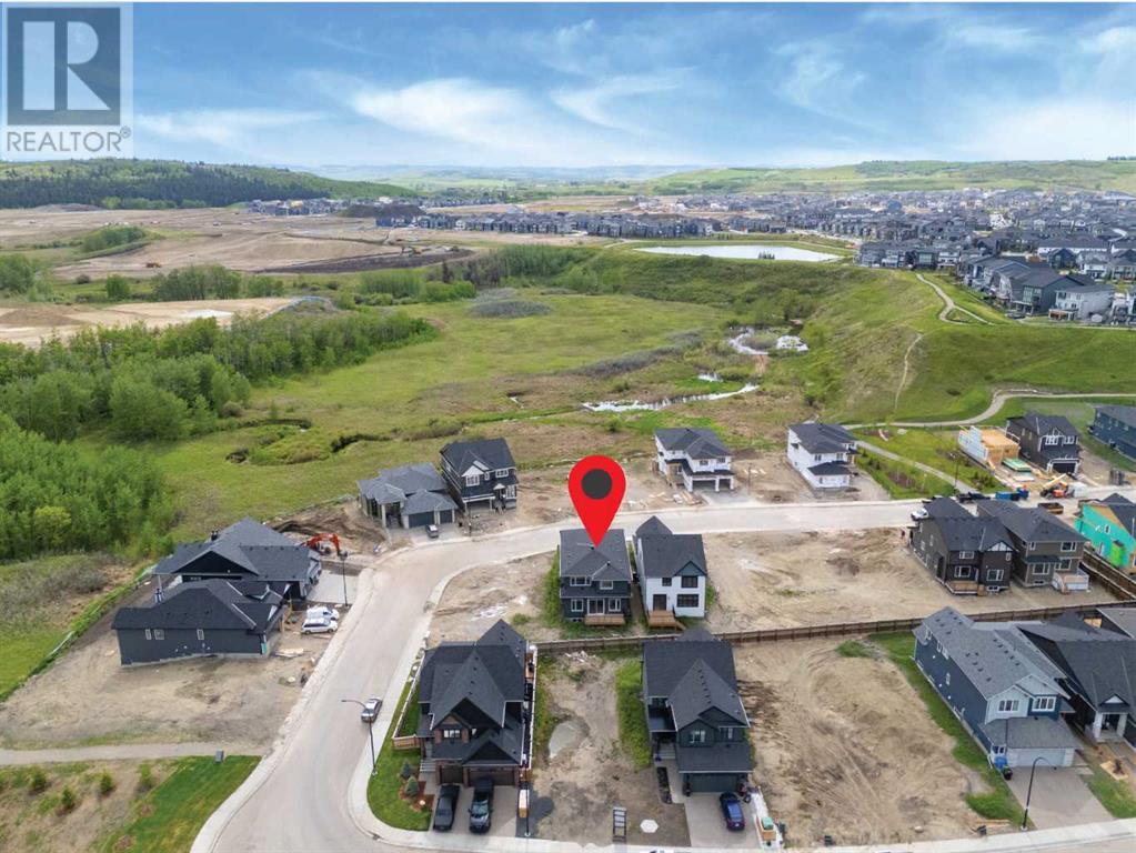 Photo 11 of 205 Creekstone Hill Sw, Calgary AB