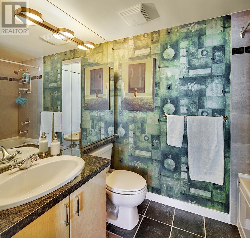 Photo 33 of 706 1077 Marinaside Crescent, Vancouver BC