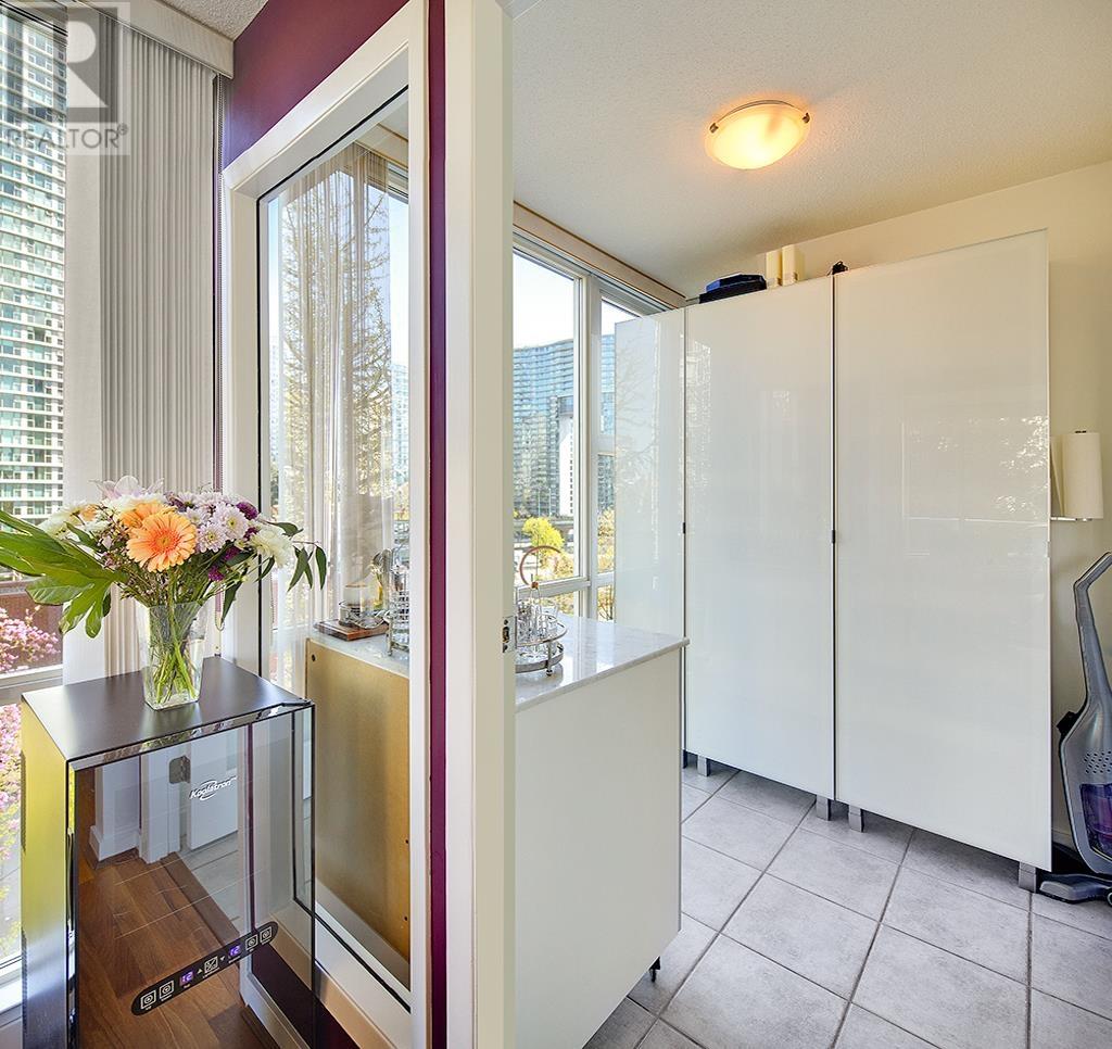 Photo 26 of 706 1077 Marinaside Crescent, Vancouver BC