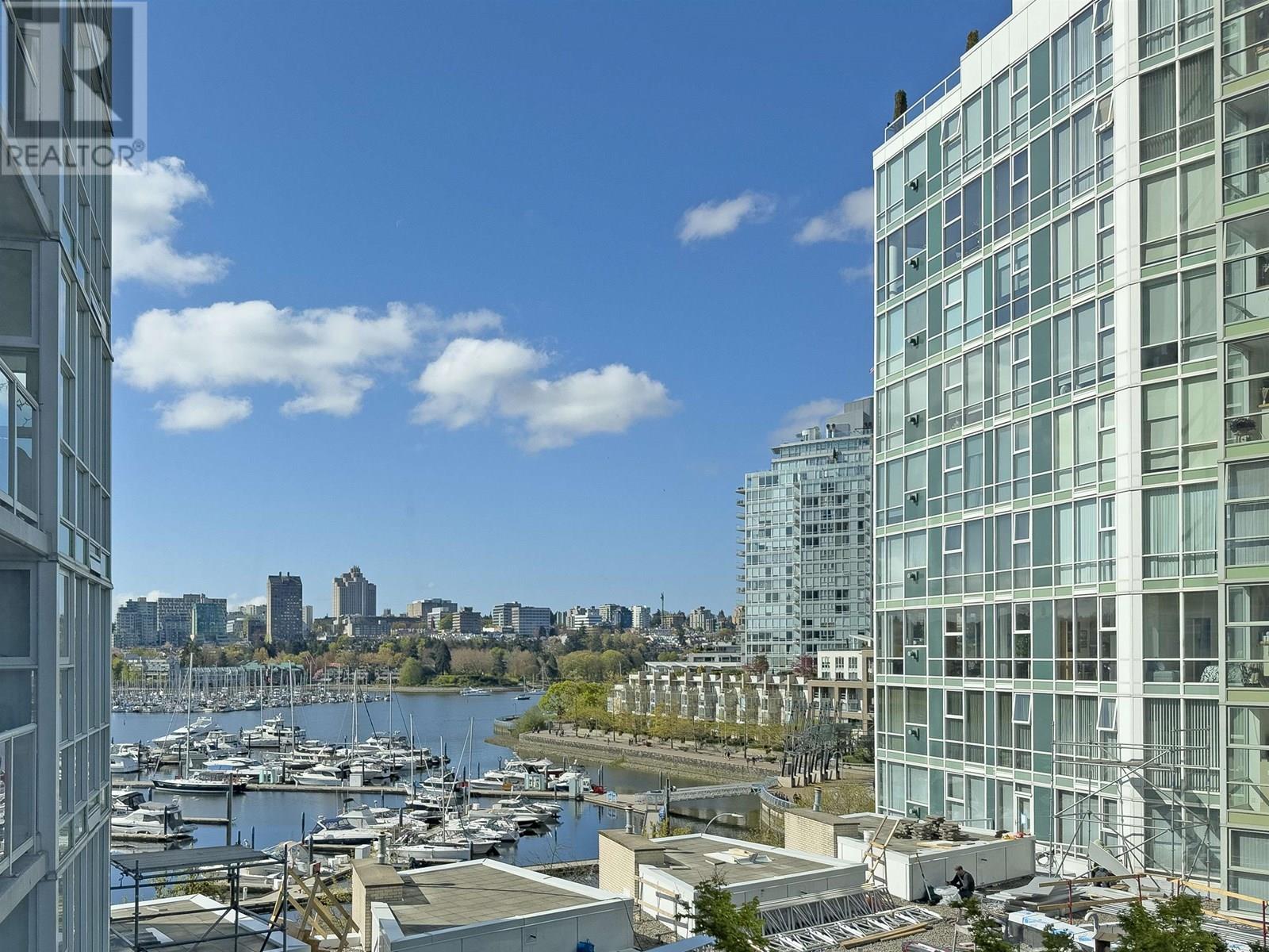 Photo 36 of 706 1077 Marinaside Crescent, Vancouver BC