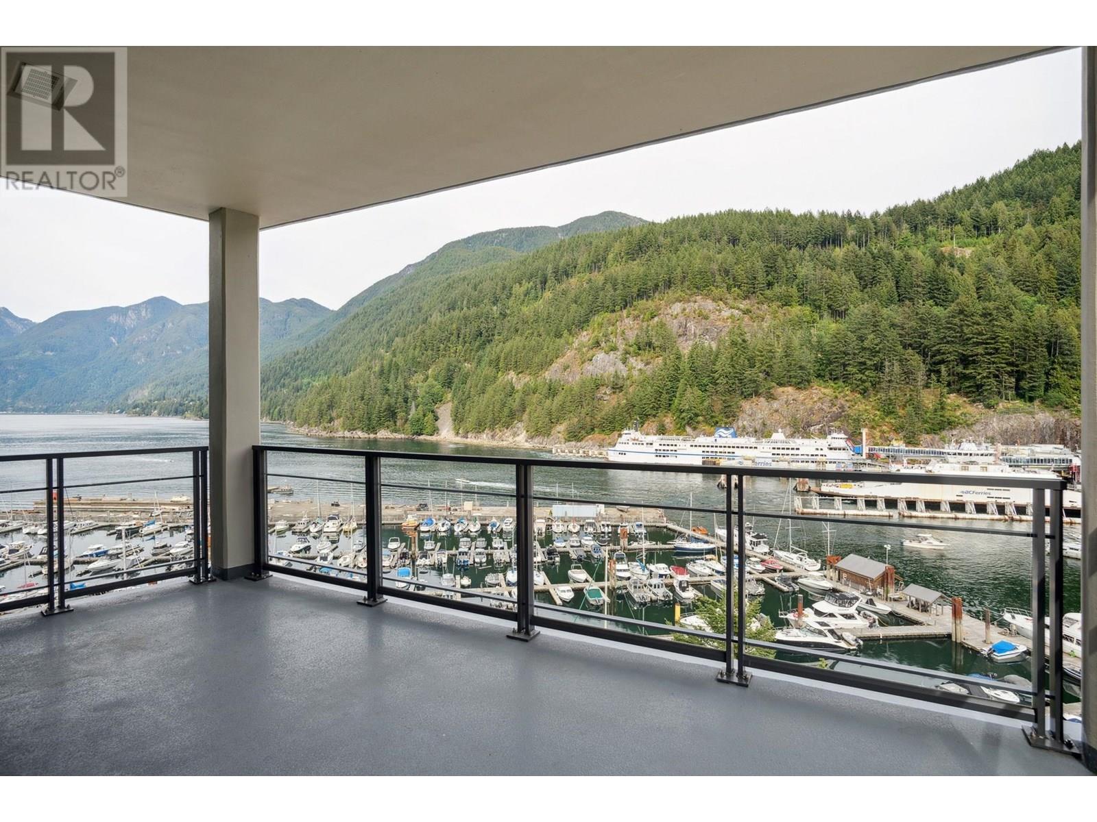 Photo 1 of 802 6707 Nelson Avenue, West Vancouver BC