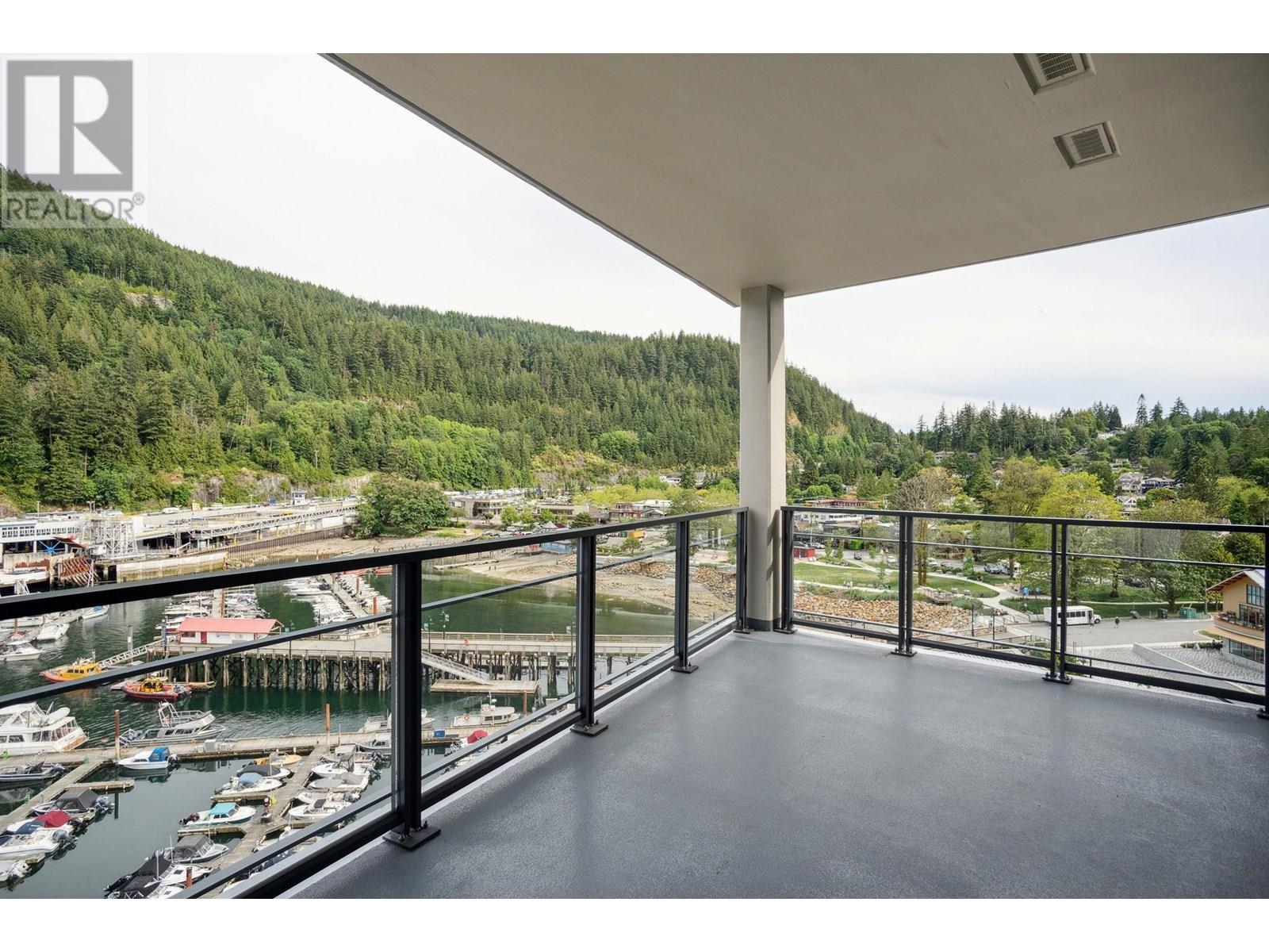 Photo 25 of 802 6707 Nelson Avenue, West Vancouver BC