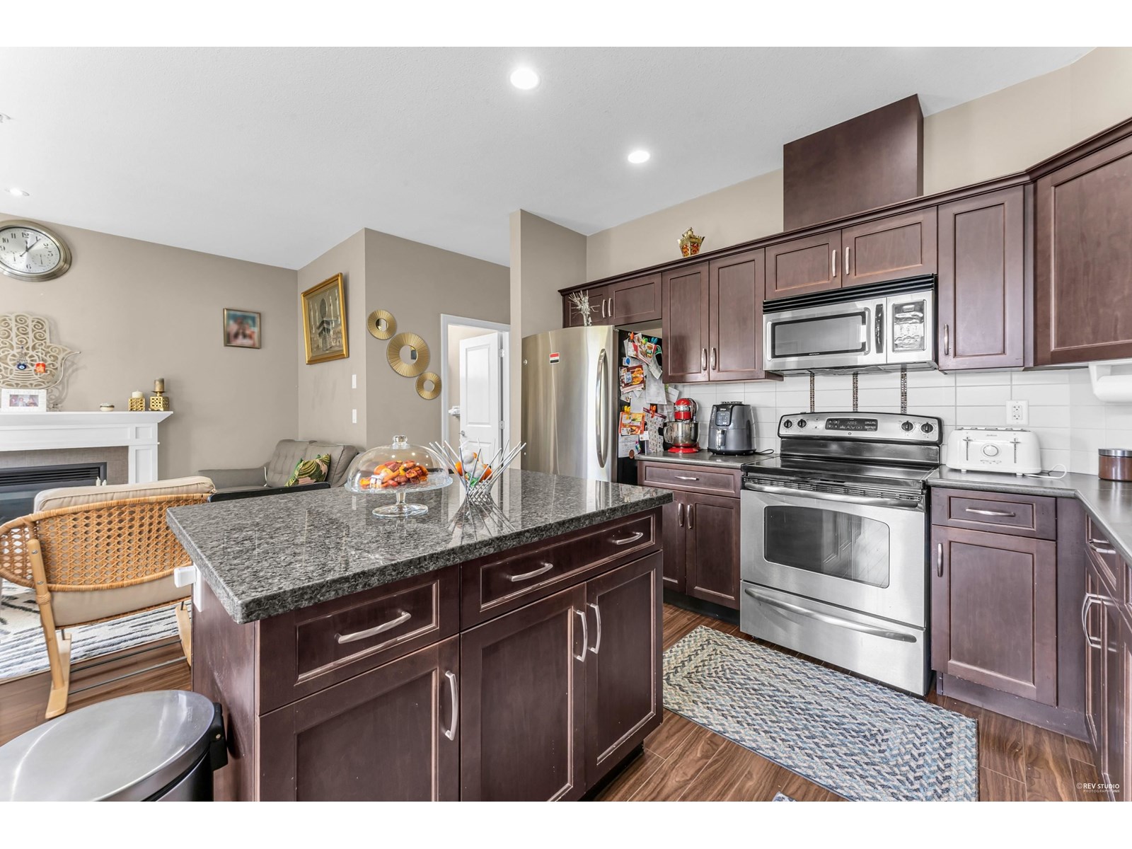 Photo 18 of 6940 208 A Street, Langley BC