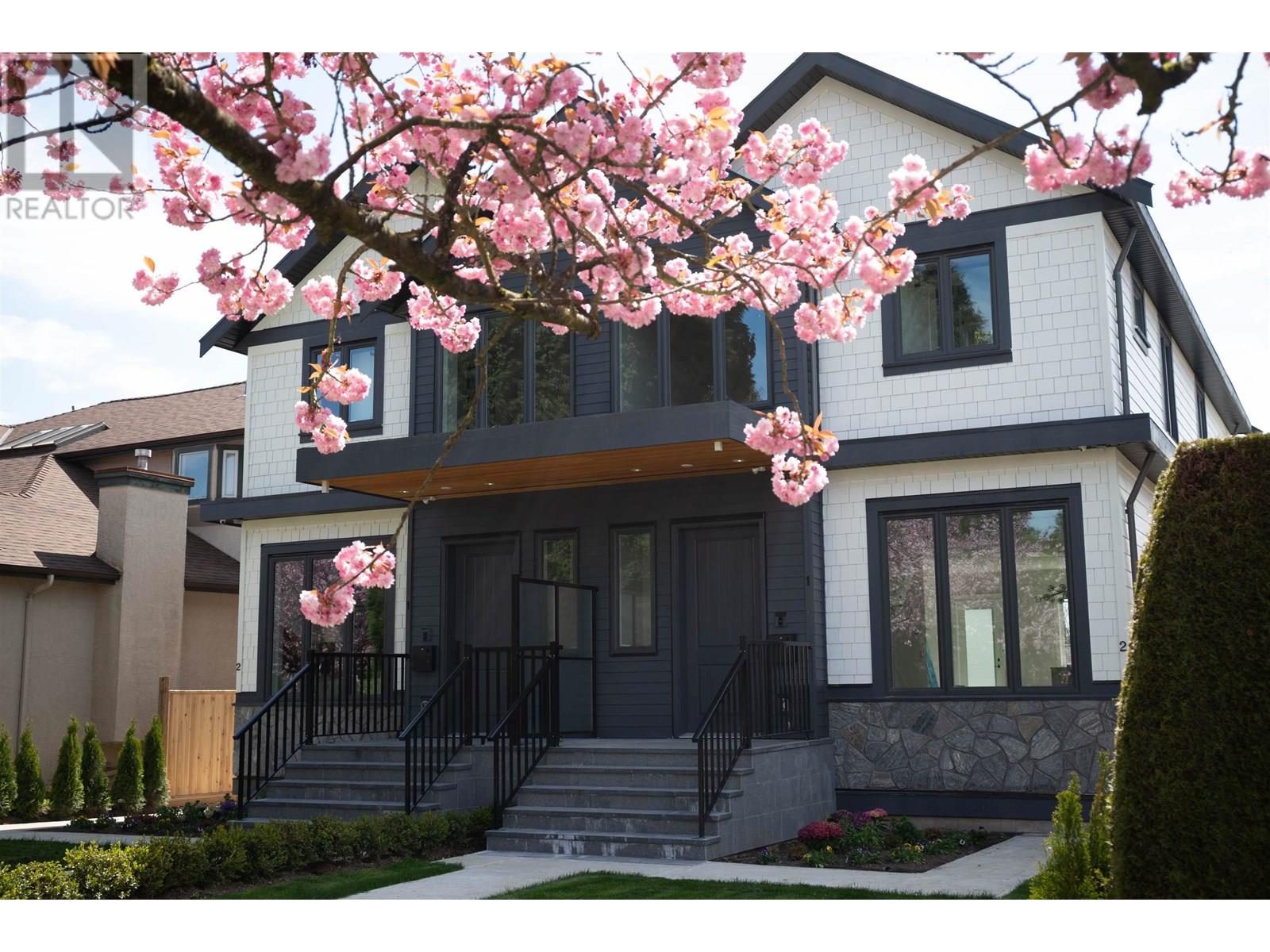 2356 WEST 16TH AVENUE, Vancouver