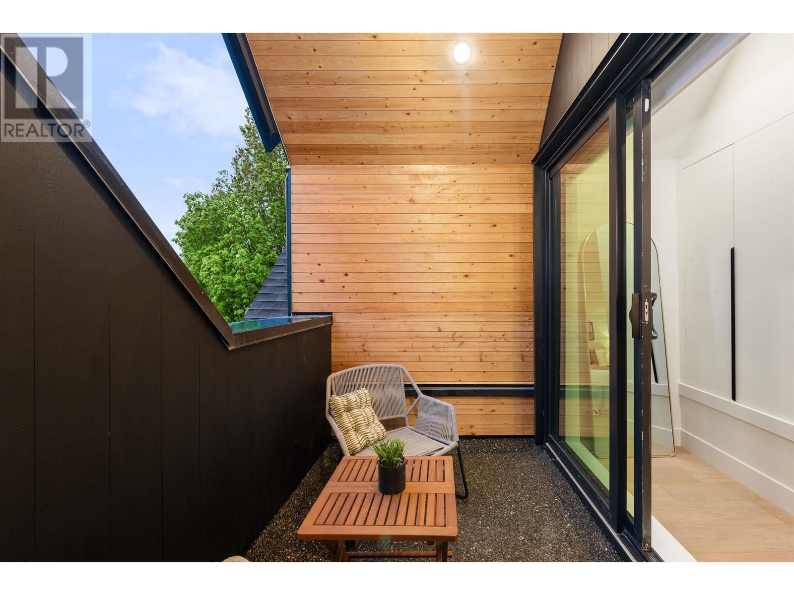 Photo 31 of 1 4895 Moss Street, Vancouver BC