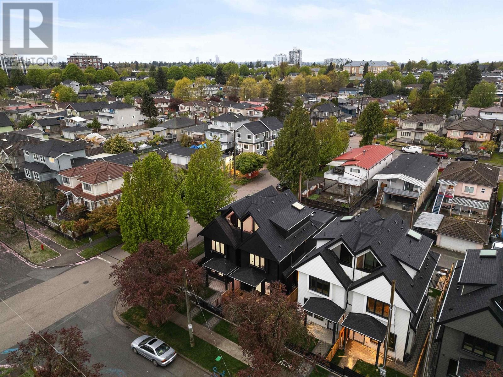 Photo 40 of 1 4895 Moss Street, Vancouver BC