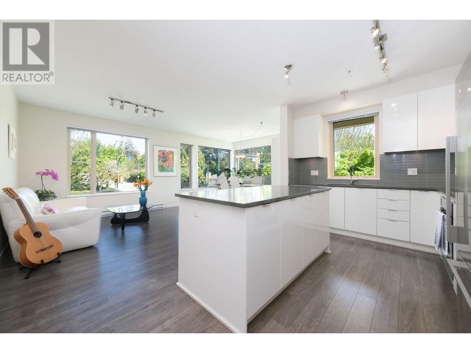 Photo 2 of 219 2665 Mountain Highway, Vancouver BC