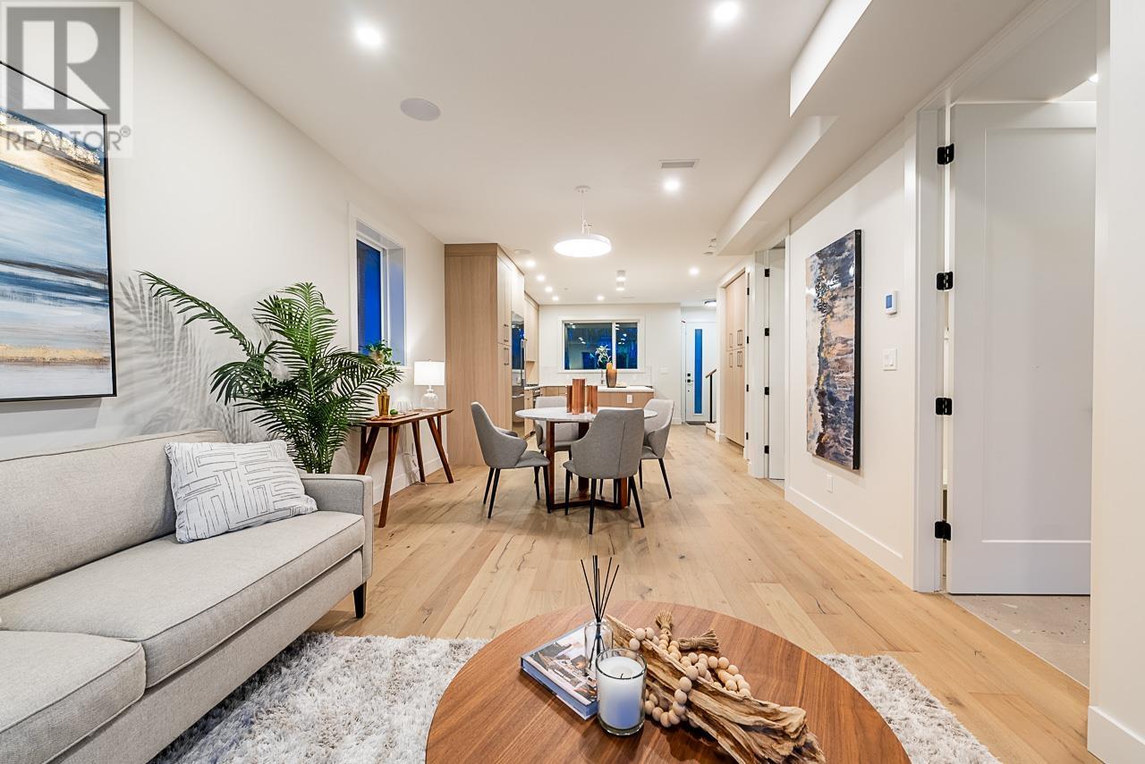 3537 CAMBRIDGE STREET, Vancouver