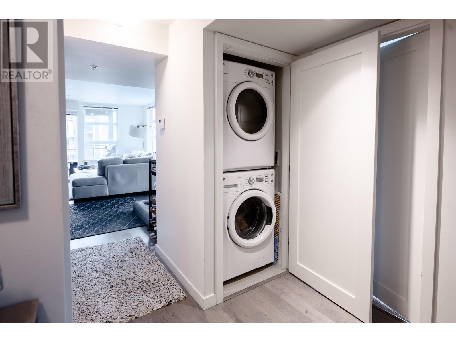 401 95 MOODY STREET, Port Moody