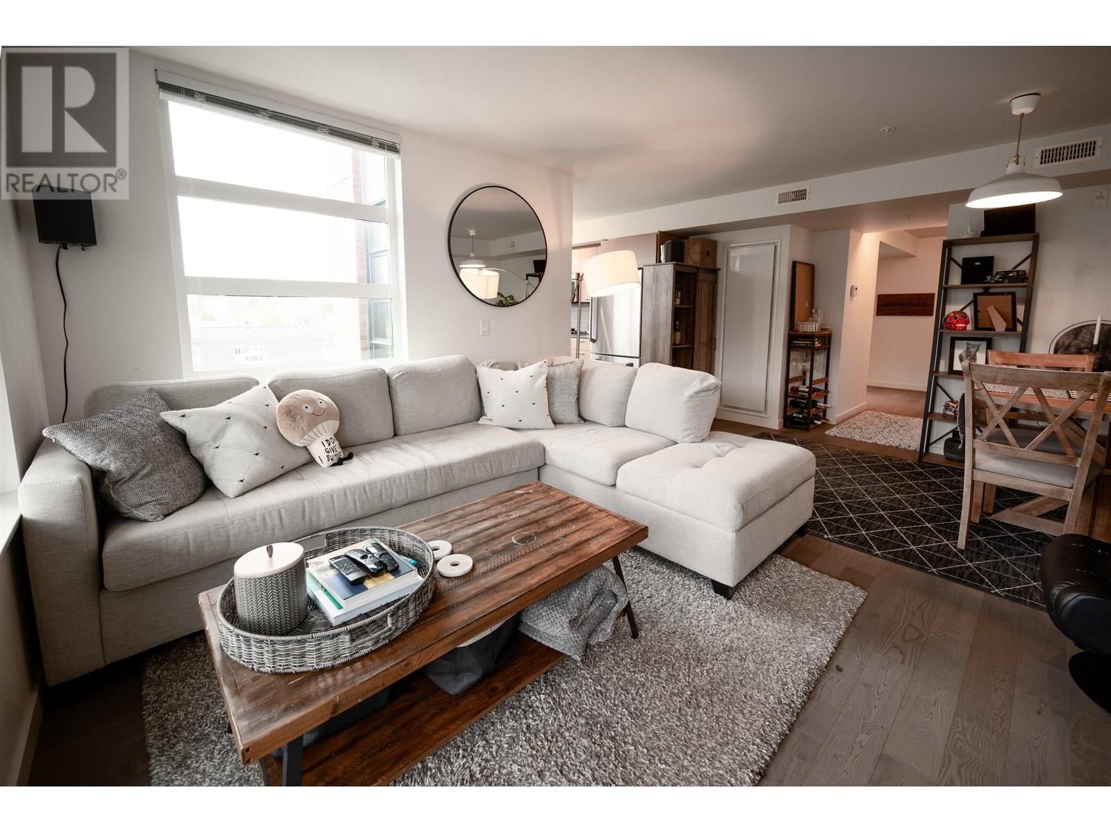 401 95 MOODY STREET, Port Moody