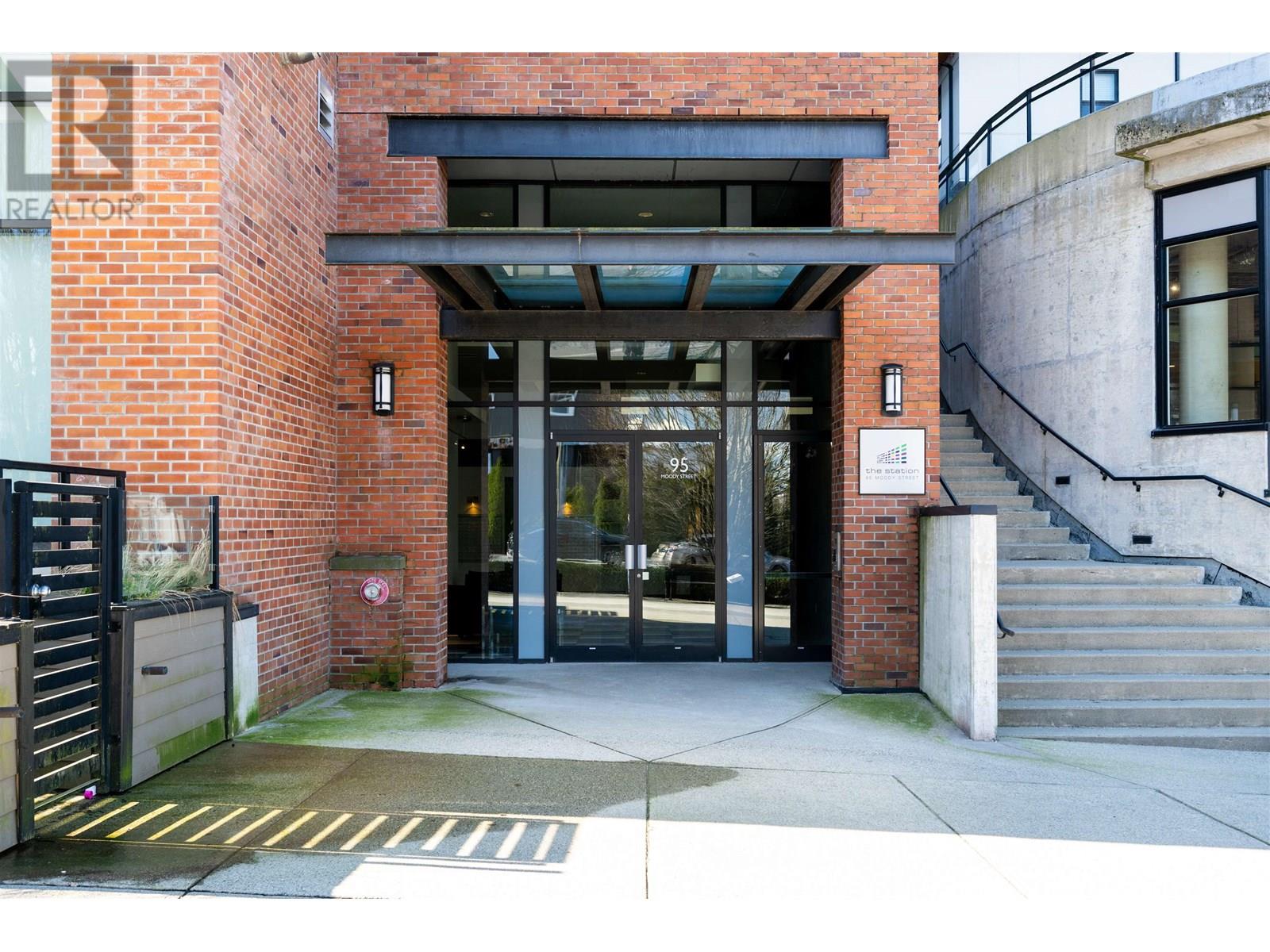 401 95 MOODY STREET, Port Moody